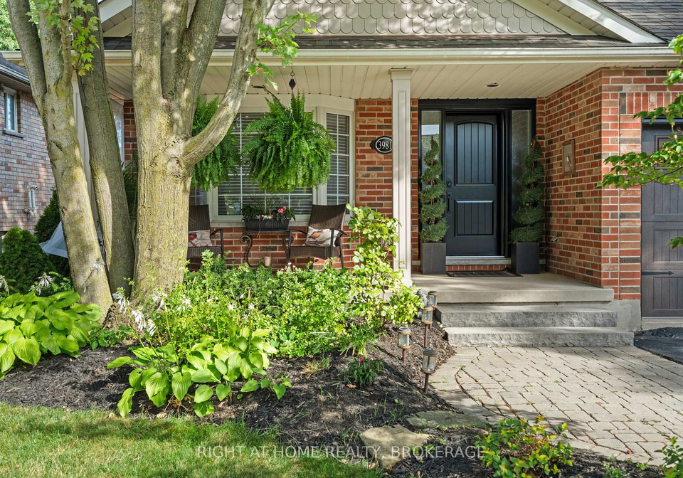 3981-honeysuckle-crescent-lincoln-ontario-x12374132