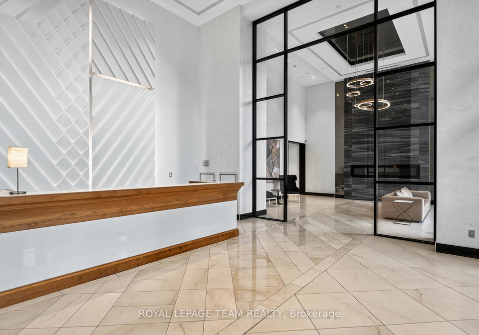 255-bay-street-ottawa-ontario-x12374140