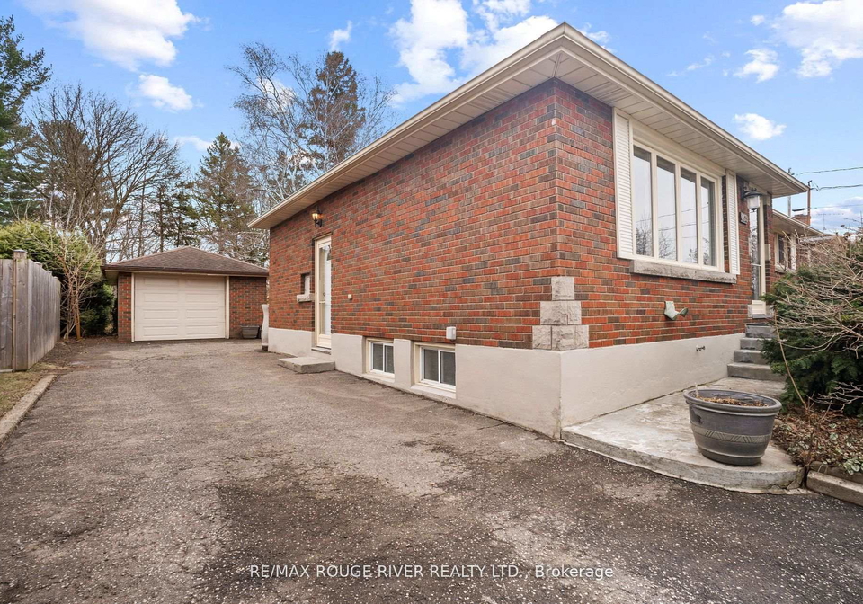 6478-brock-street-niagara-falls-ontario-x12374217