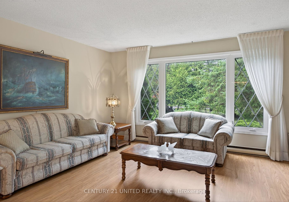 1243-seventh-line-selwyn-ontario-x12374391
