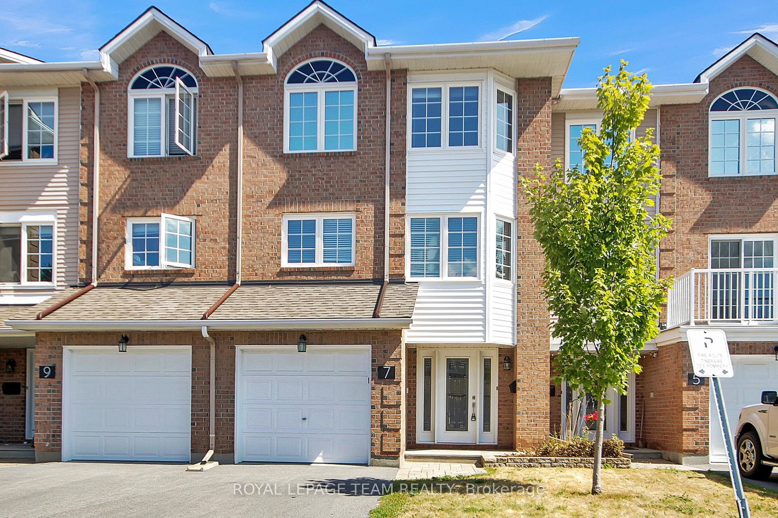 7-wrenwood-crescent-ottawa-ontario-x12374412