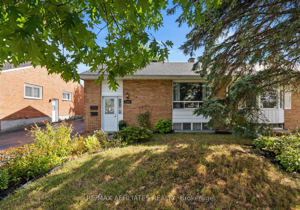 1316-bloomsbury-crescent-ottawa-ontario-x12374488