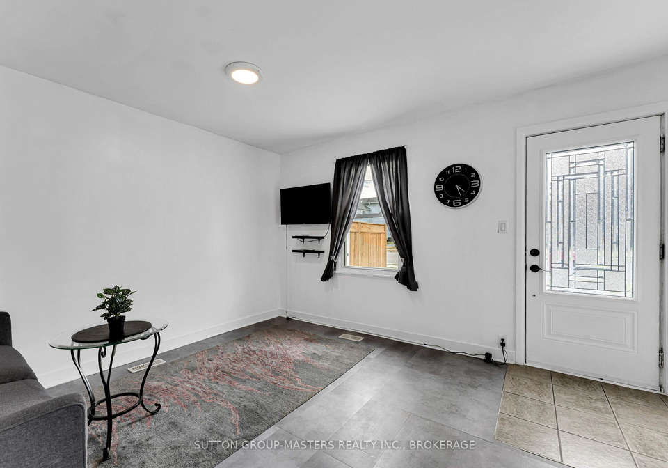 11-kingscourt-avenue-kingston-ontario-x12374567
