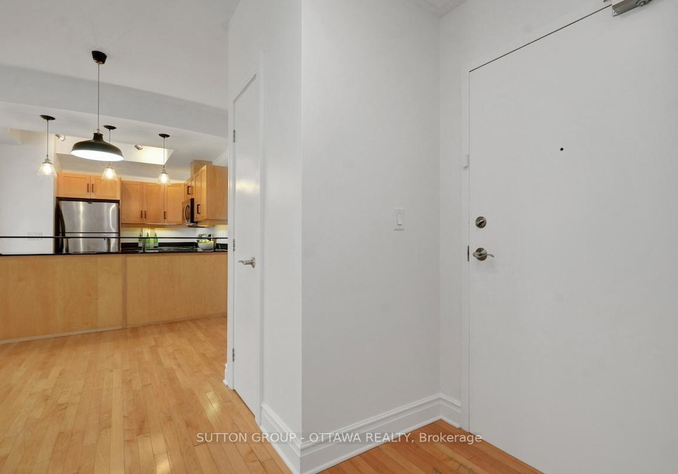 95-bronson-avenue-ottawa-ontario-x12374649