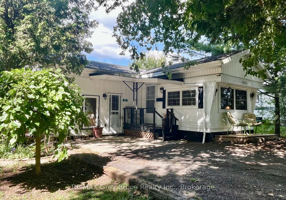 126-harvey-street-georgian-bluffs-ontario-x12374767