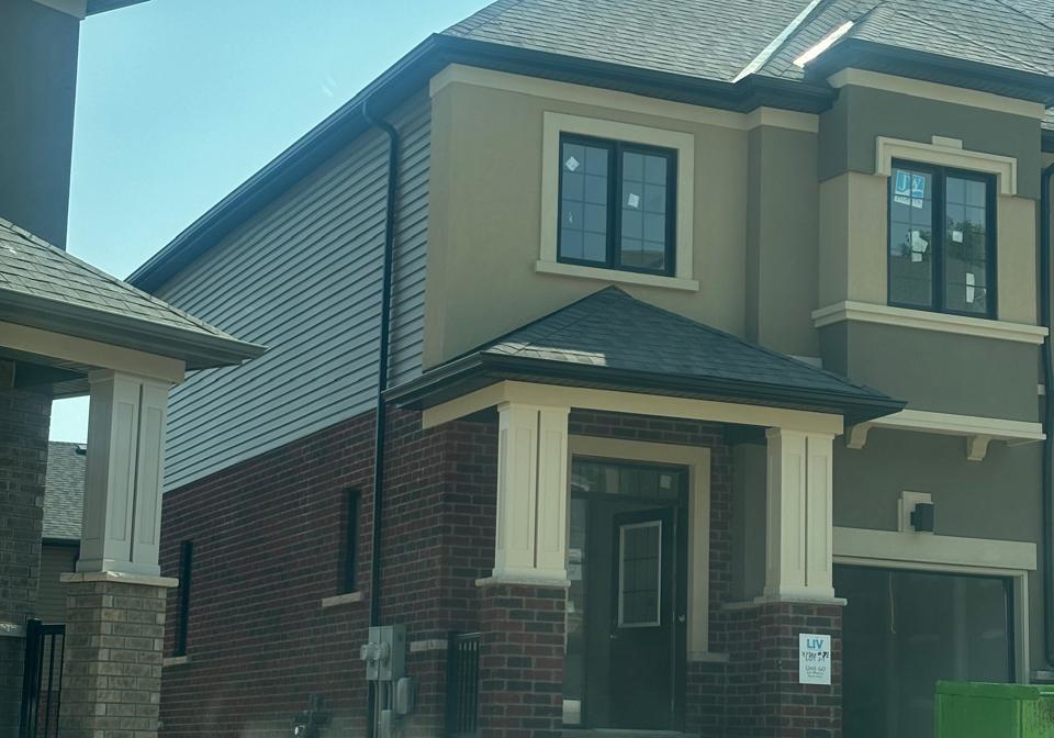 620-colborne-street-w-brantford-ontario-x12375009