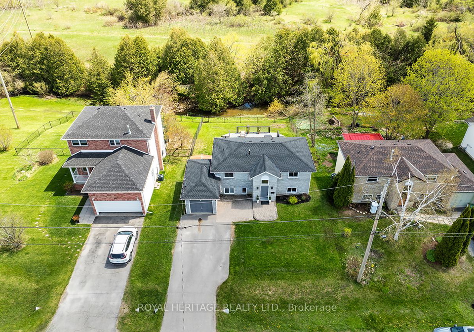 54-champlain-boulevard-kawartha-lakes-ontario-x12375115
