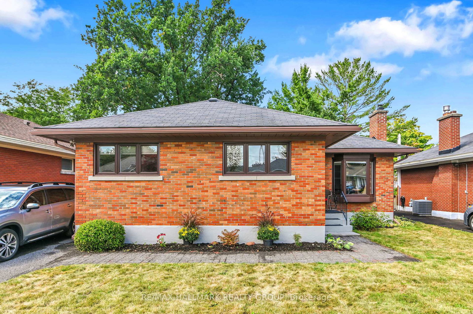 1256-field-street-ottawa-ontario-x12375244