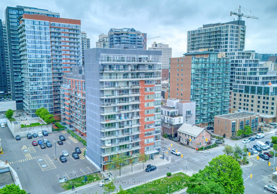 180-york-street-ottawa-ontario-x12375361