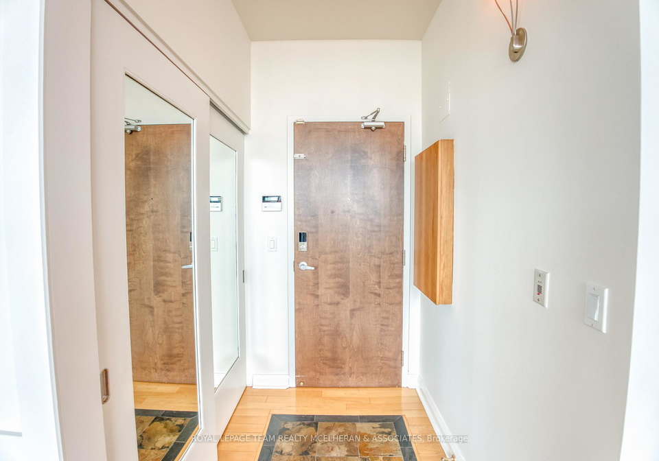 180-york-street-ottawa-ontario-x12375361