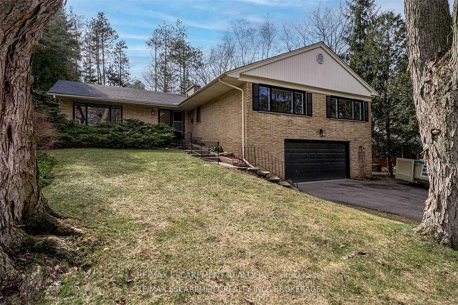 56-mansfield-drive-hamilton-ontario-x12375402