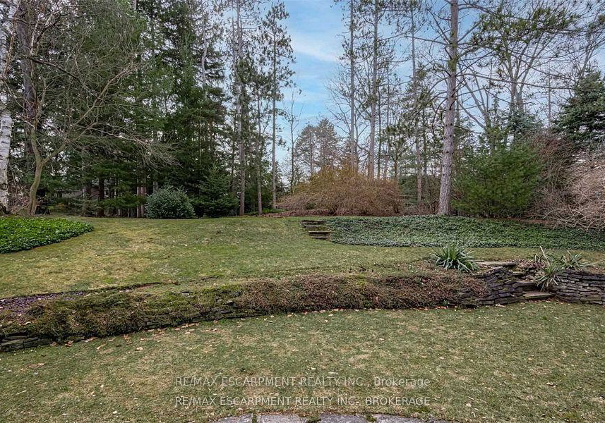 56-mansfield-drive-hamilton-ontario-x12375402