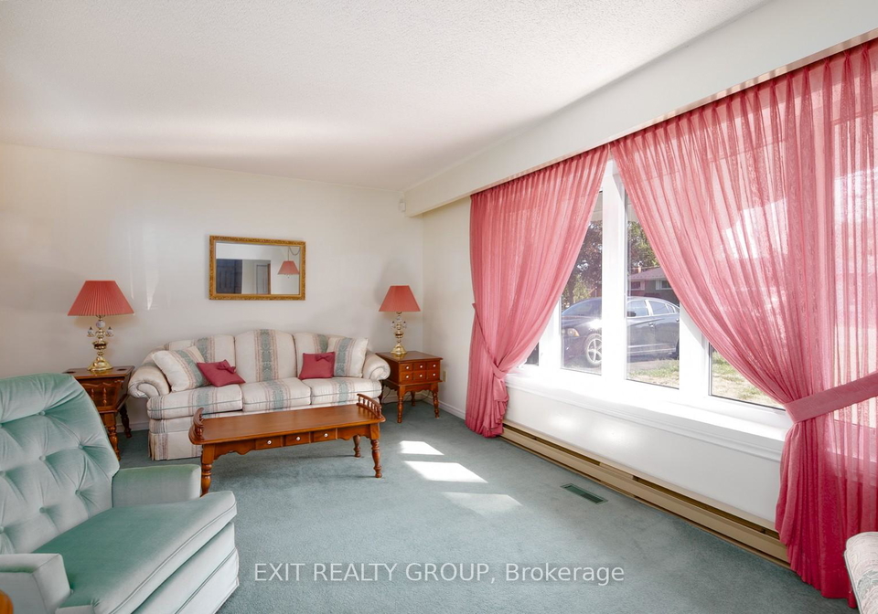 28-ghent-drive-quinte-west-ontario-x12375526