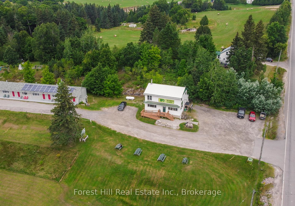 11643-highway-522-parry-sound-remote-area-ontario-x12375611