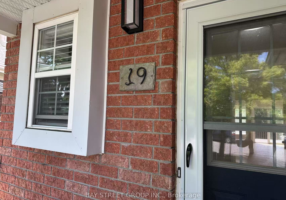 19-silversmith-court-guelph-ontario-x12375899