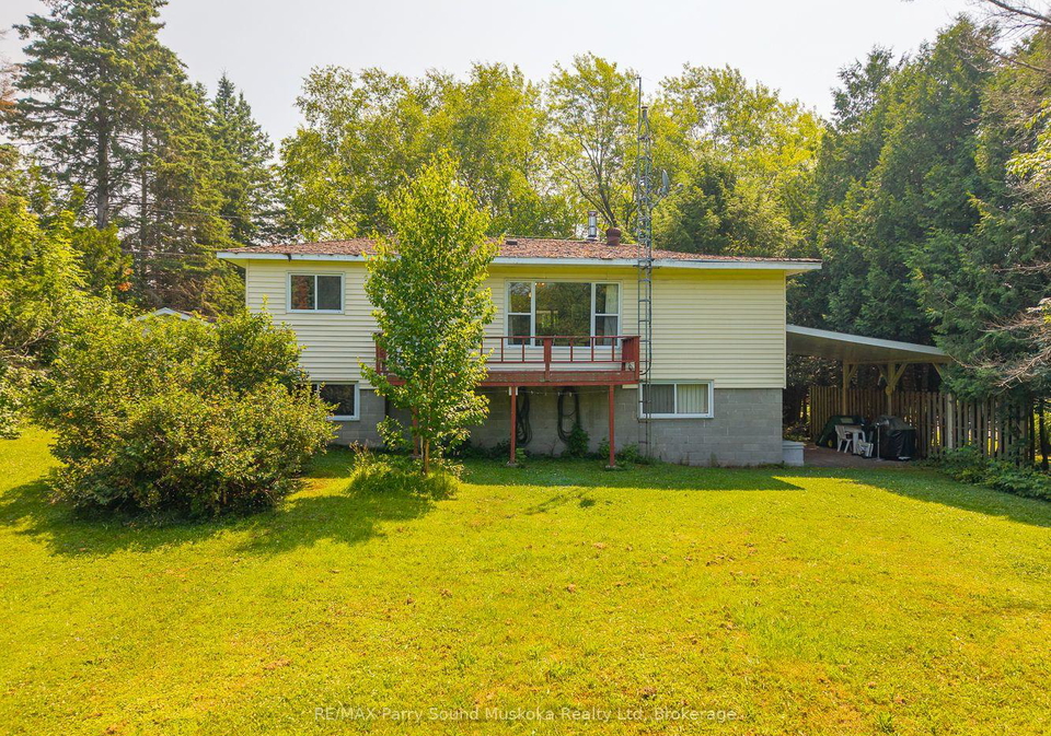 86-lakeside-crescent-mckellar-ontario-x12376246