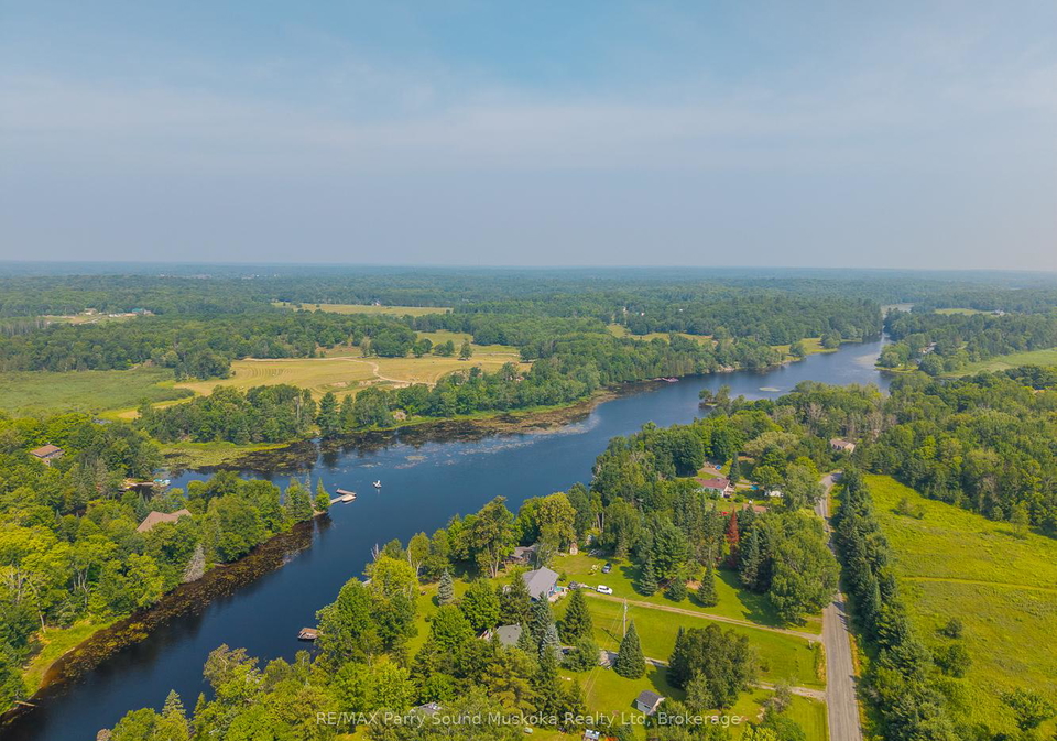 86-lakeside-crescent-mckellar-ontario-x12376246