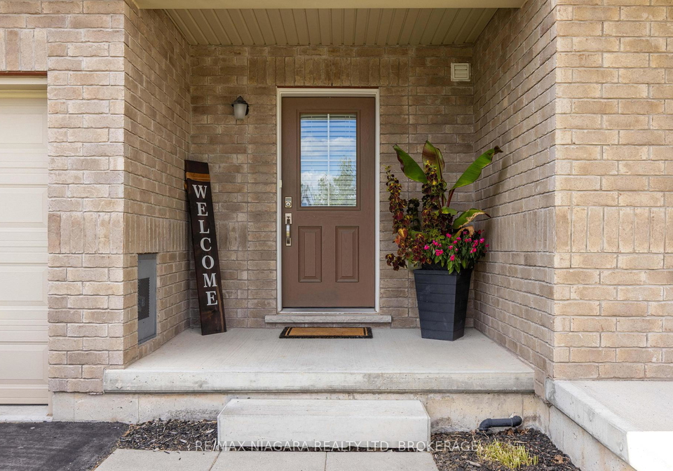 8073-cole-court-niagara-falls-ontario-x12376302