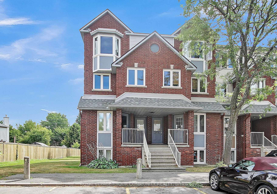 402-briston-private-ottawa-ontario-x12376374
