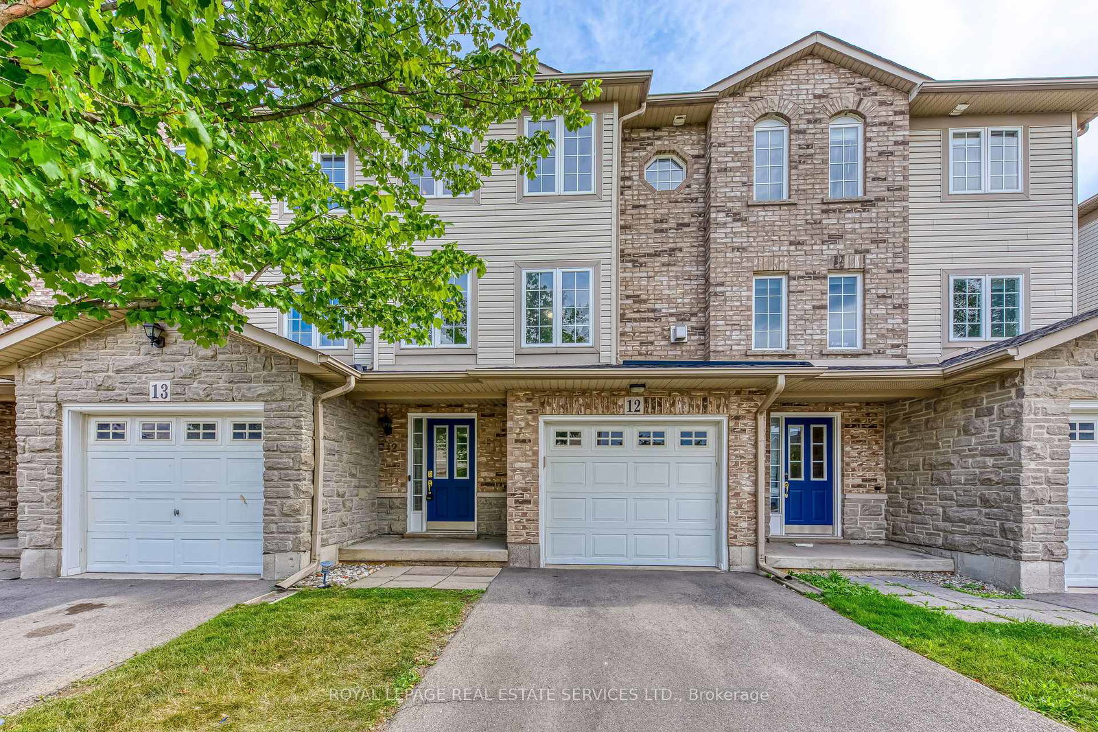7-southside-place-hamilton-ontario-x12376397