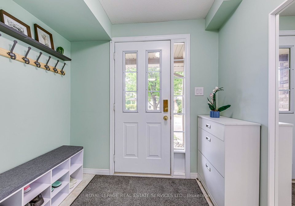 7-southside-place-hamilton-ontario-x12376397