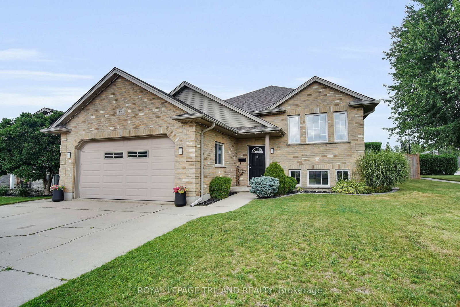 67-deborah-drive-strathroy-caradoc-ontario-x12376433