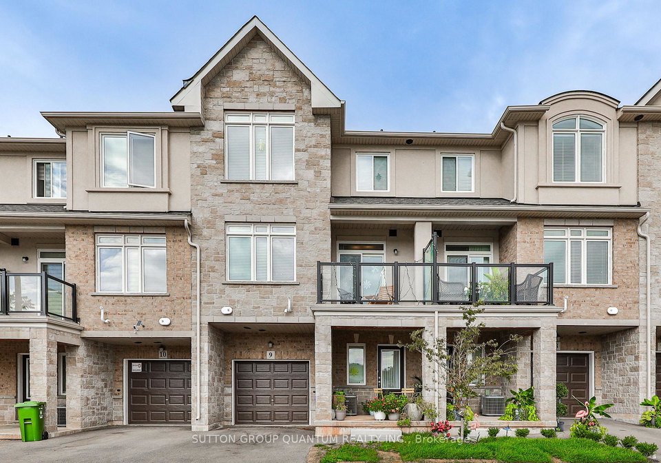 40-zinfandel-drive-hamilton-ontario-x12376445