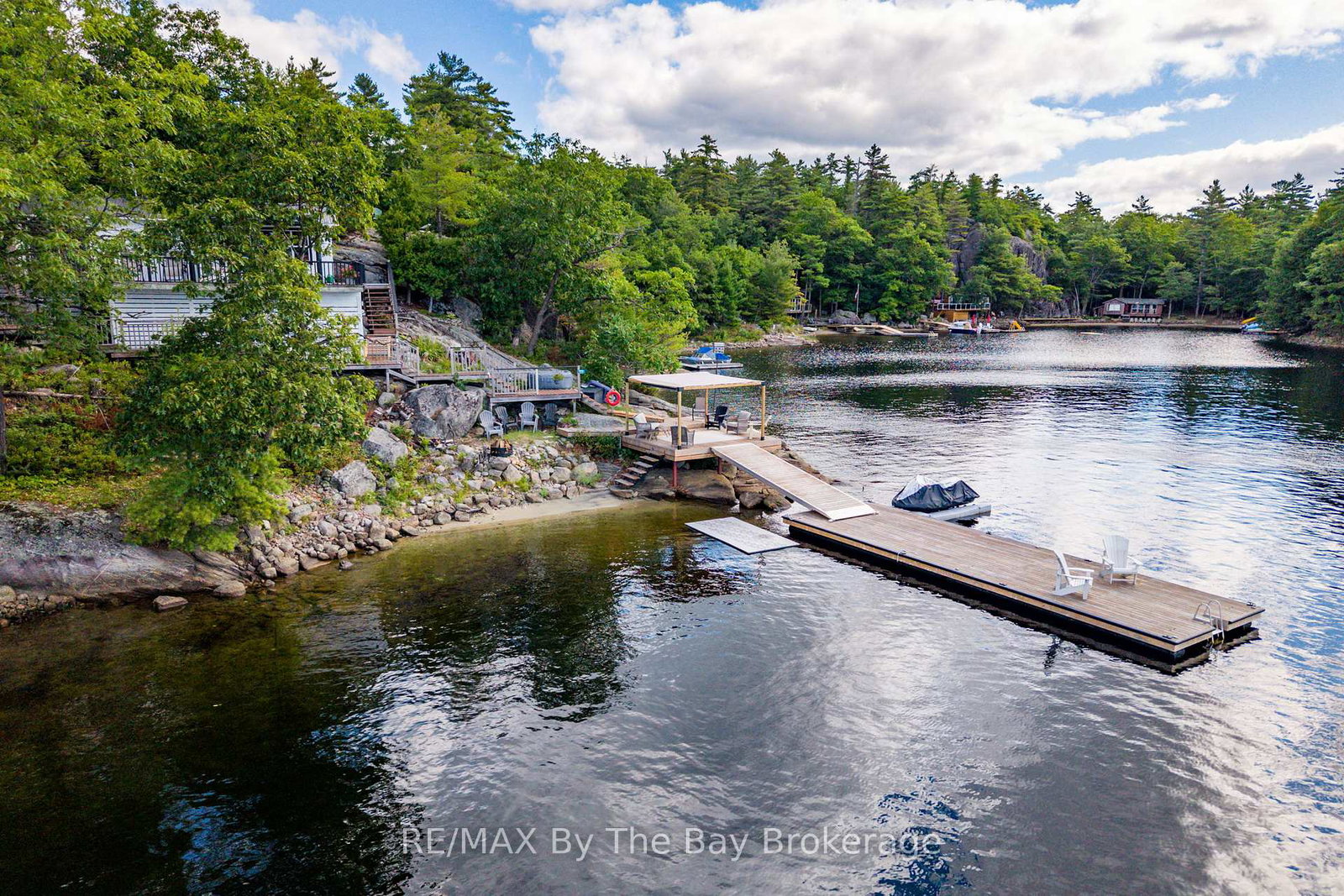 18588-shore-georgian-bay-ontario-x12376453