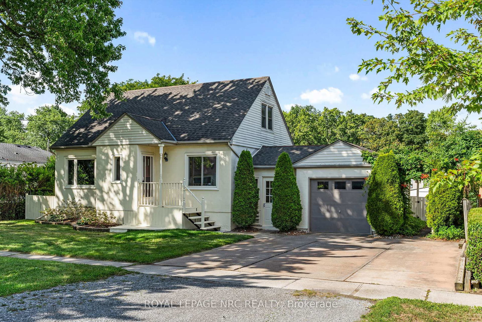 3-east-lynn-street-e-st-catharines-ontario-x12376459