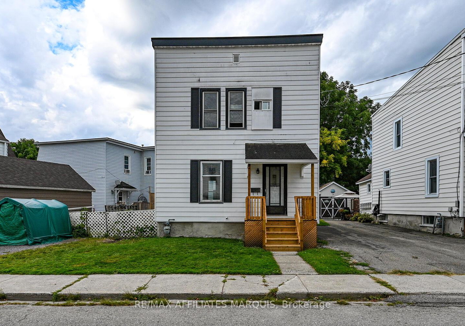 8-winnifred-street-n-smiths-falls-ontario-x12376505