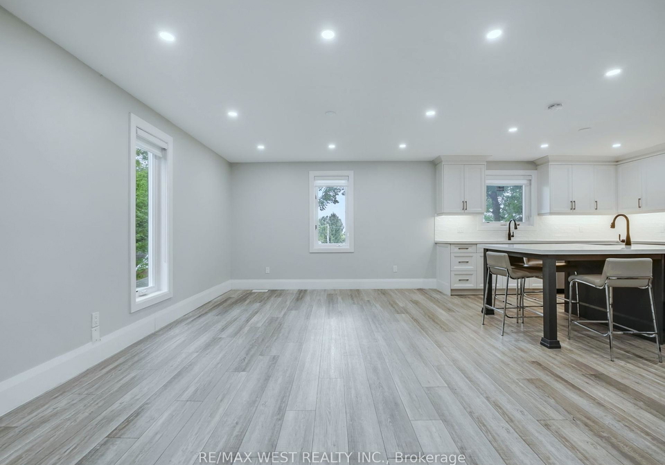 15-westbrook-place-s-cambridge-ontario-x12376533