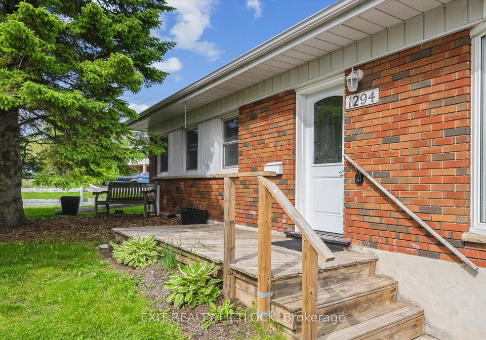 1294-victory-drive-peterborough-ontario-x12376572