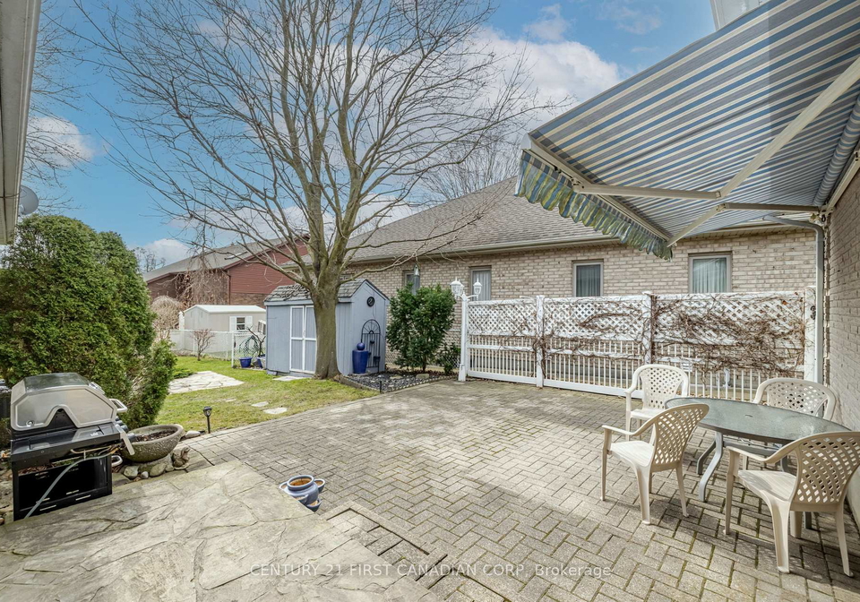196-hull-road-strathroy-caradoc-ontario-x12376593