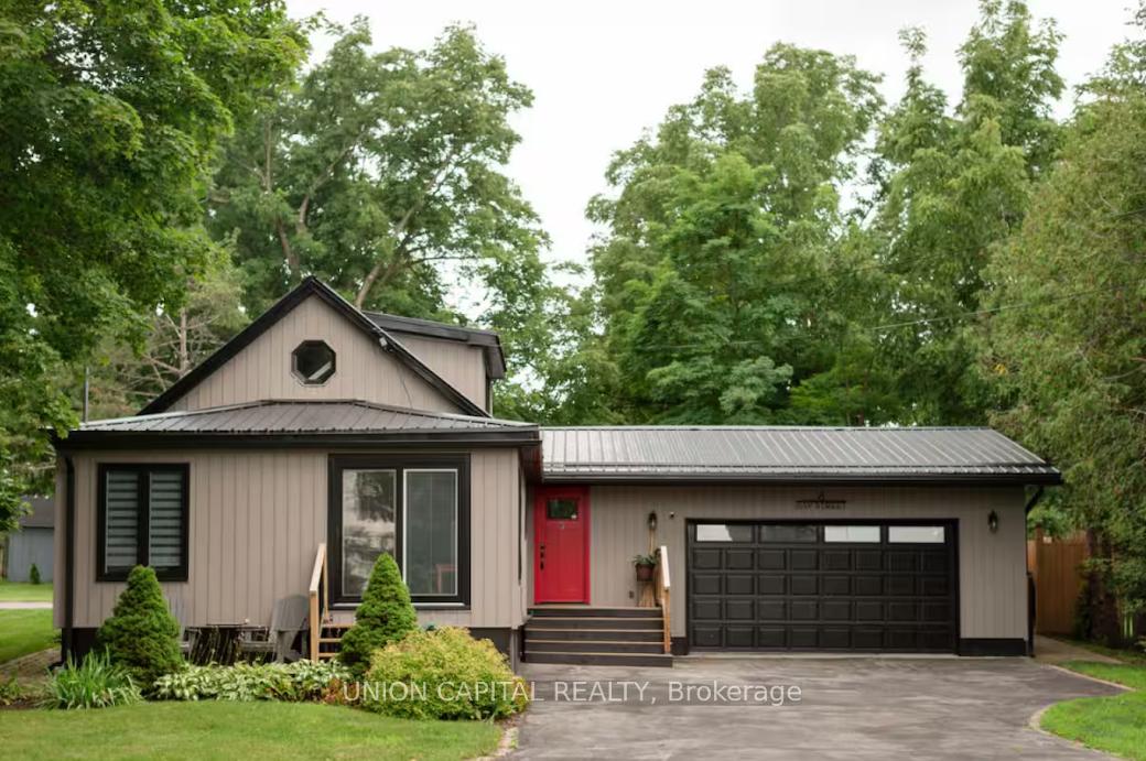 6-bay-street-prince-edward-county-ontario-x12376662