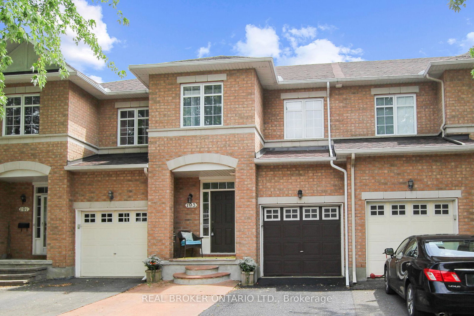 193-deercroft-avenue-ottawa-ontario-x12376808