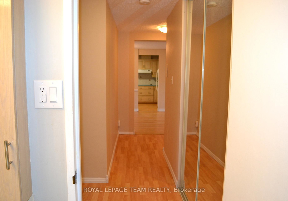 1485-baseline-road-ottawa-ontario-x12376928