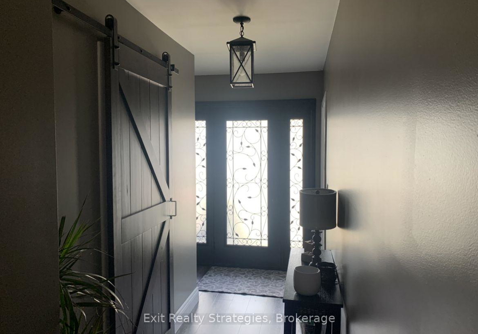 65-tuxedo-avenue-n-hamilton-ontario-x12377066