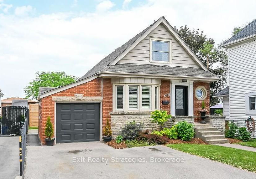1709-king-street-e-hamilton-ontario-x12377067