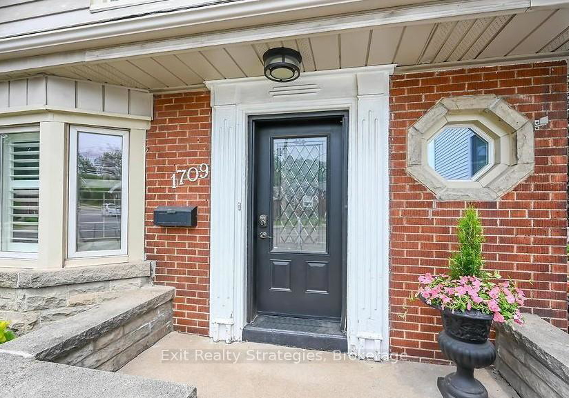 1709-king-street-e-hamilton-ontario-x12377067