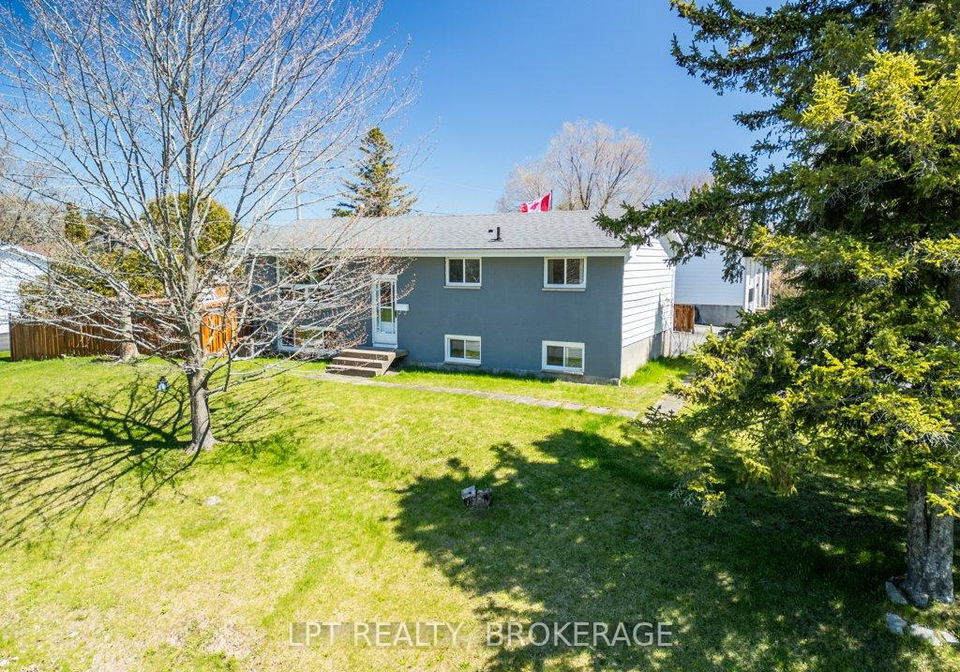 3-deerfield-street-loyalist-ontario-x12377109