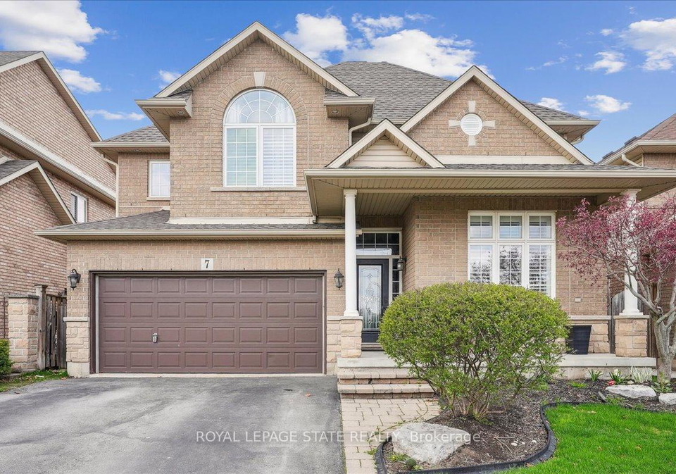 7-bocelli-crescent-hamilton-ontario-x12377153