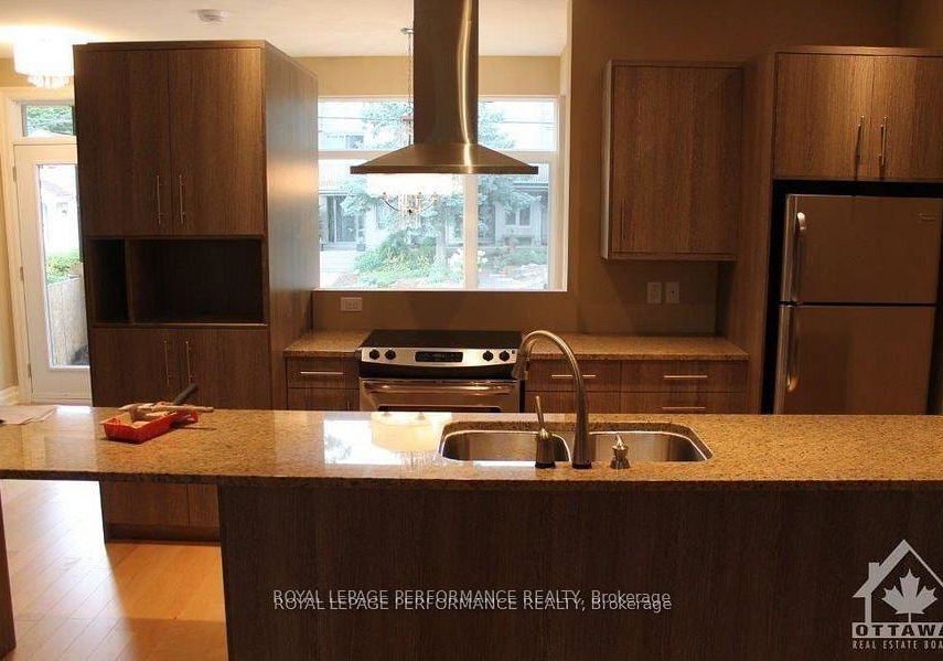 162-glen-avenue-ottawa-ontario-x12377425