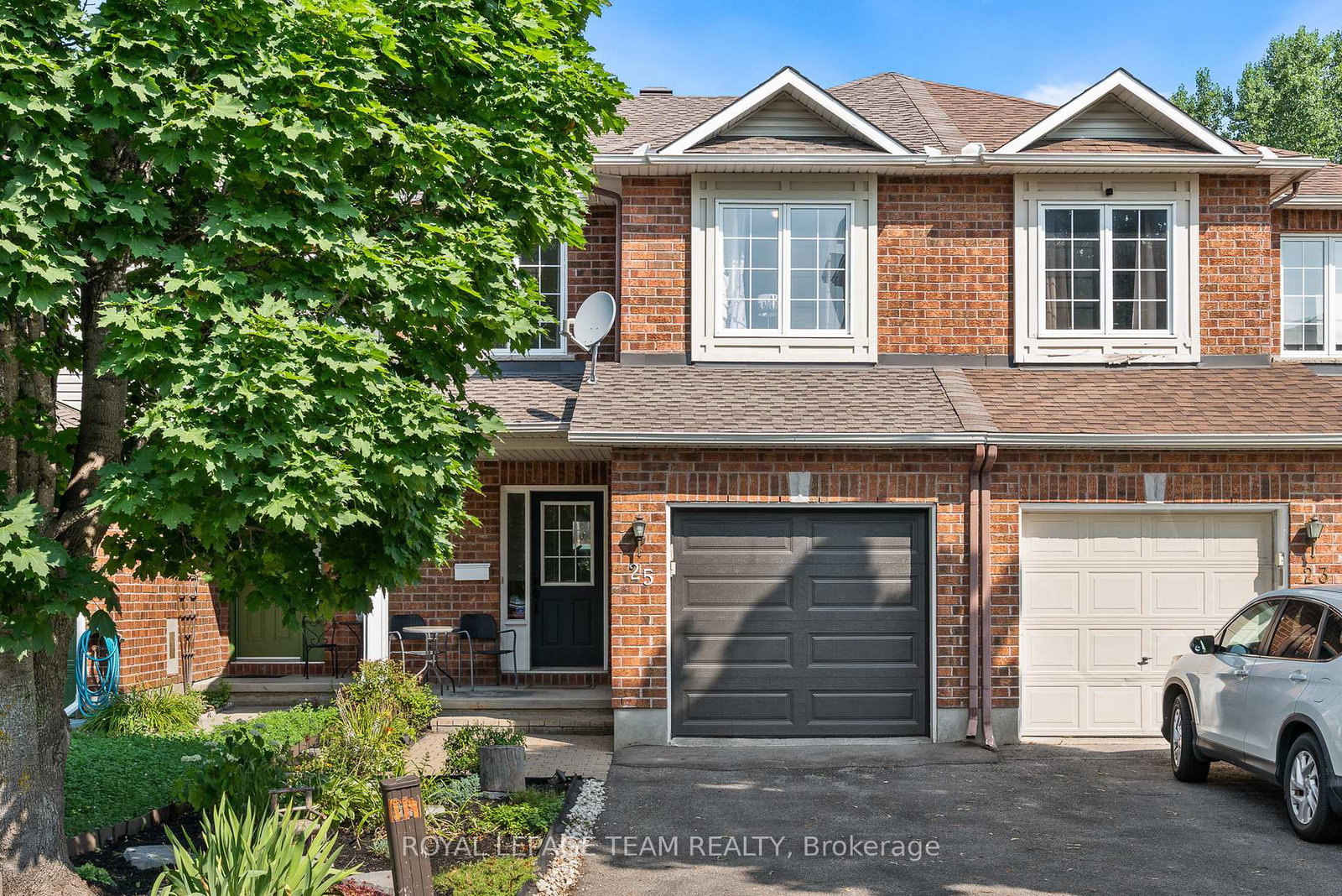 25-inverkip-avenue-ottawa-ontario-x12377431