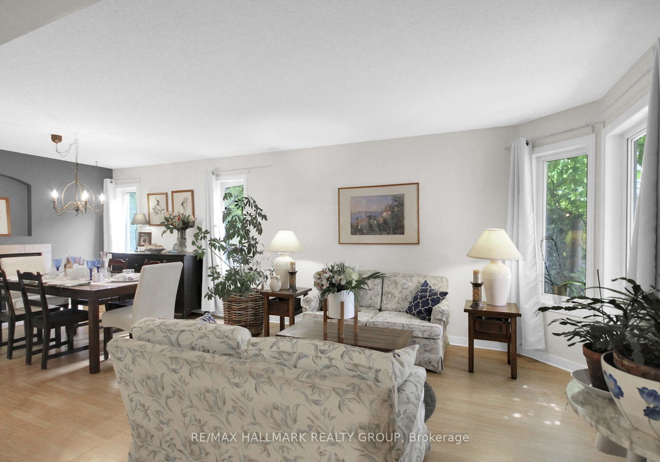 137-springcreek-crescent-kanata-ontario-x12377556