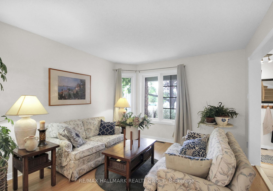 137-springcreek-crescent-kanata-ontario-x12377556