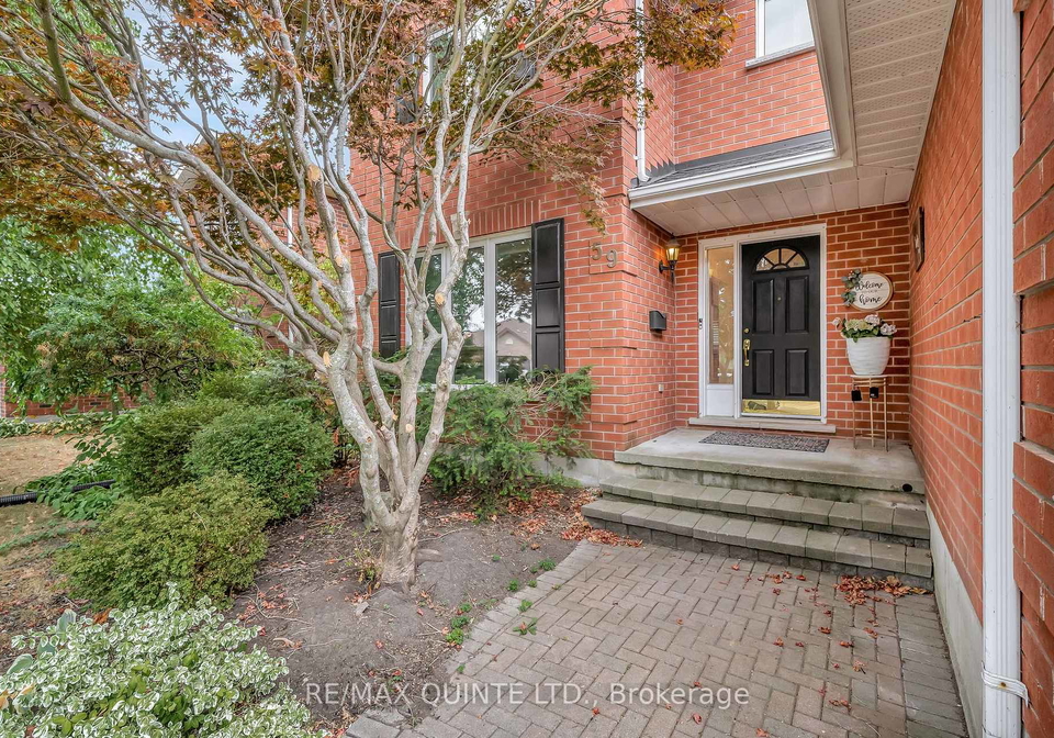 59-oak-ridge-boulevard-belleville-ontario-x12377584