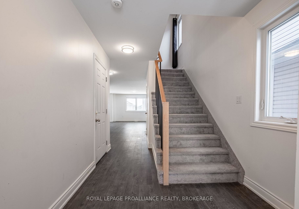 18-millcreek-drive-loyalist-ontario-x12377585