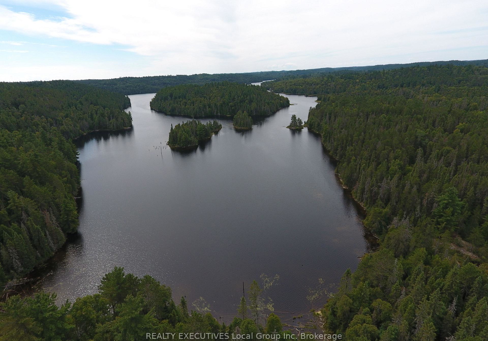 13459-rabbit-lake-island-w-temagami-ontario-x12377671