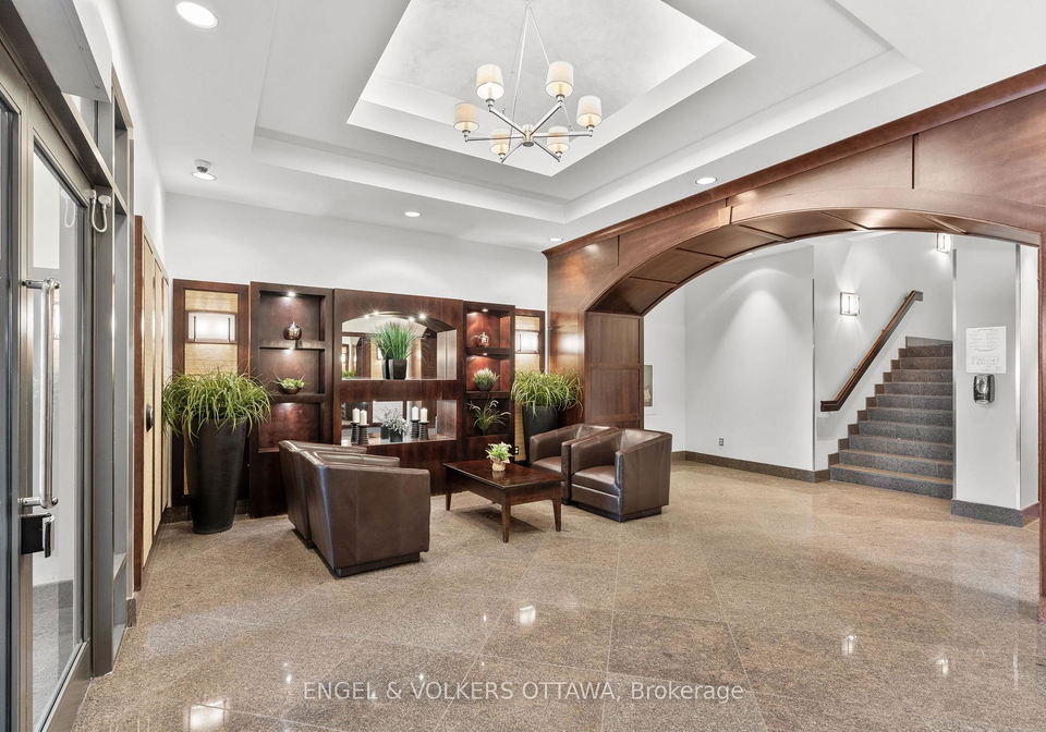 200-besserer-street-ottawa-ontario-x12377675