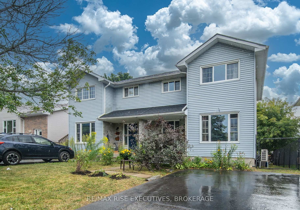 470a-henrietta-street-gananoque-ontario-x12377710